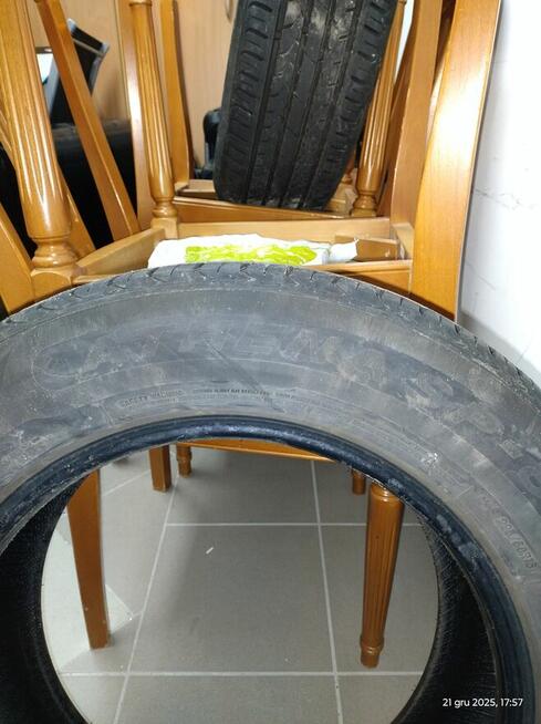 Sprzedam 2 opony letnie austone