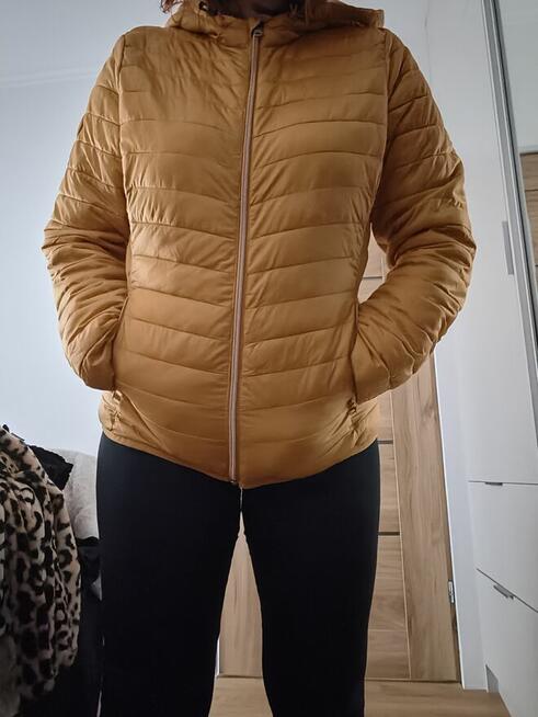 Sprzedam kurtkę wszystko po 30zl