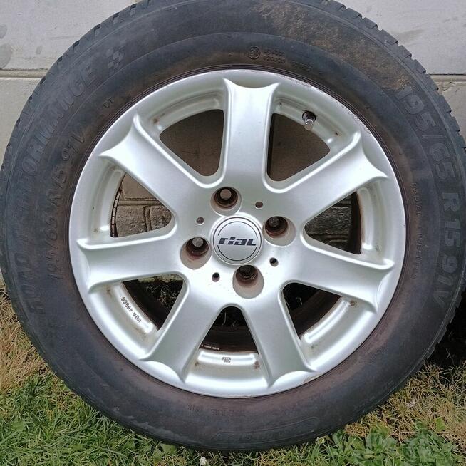 Felgi 15 Cali Peugeot 4x108 otwor 65,1