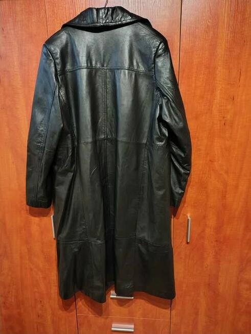 sprzedam męski czarny plaszcz skrórzany