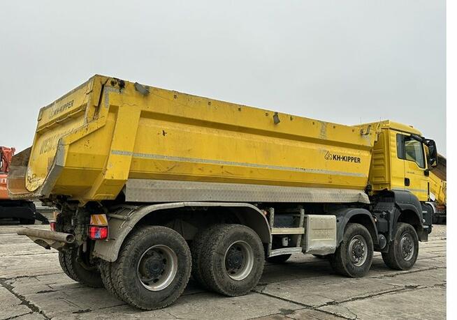 SAMOCHÓD CIĘŻAROWY MARKI MAN TGS 41.460