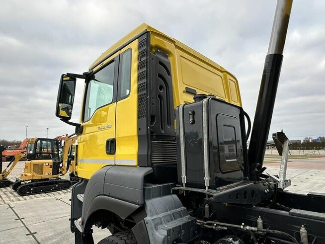 SAMOCHÓD CIĘŻAROWY MARKI MAN TGS 41.460