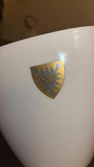 Wazon KPM Berlin z herbem dzielnicy Wedding. 1832-1892