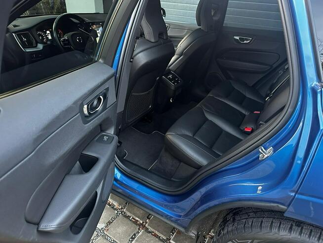 Volvo XC 60 XC60 R-design 2.0D5 235KM Automat Navi Kamery360 Panorama HAK Harman/K