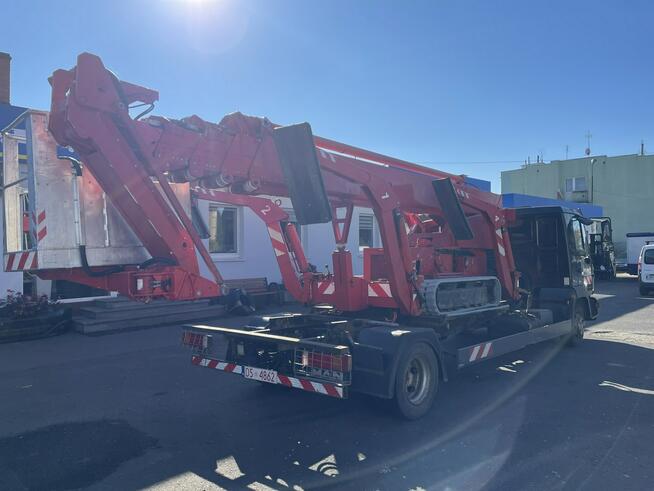 Man Podnośnik koszowy zwyżka na gąsienicach TEUPEN LIFT LEO 30H.