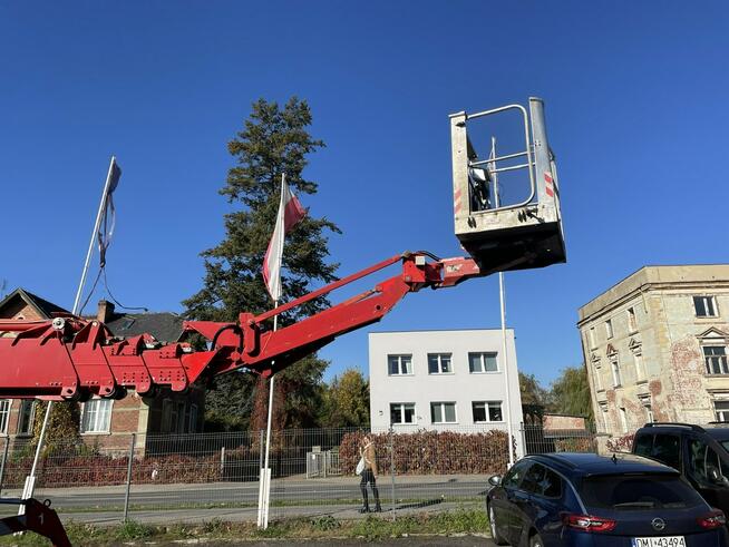 Man Podnośnik koszowy zwyżka na gąsienicach TEUPEN LIFT LEO 30H.