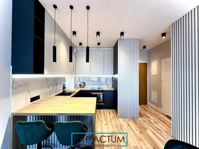 39,31 m2, 2-pokojowe, umeblowane, balkon, hala!