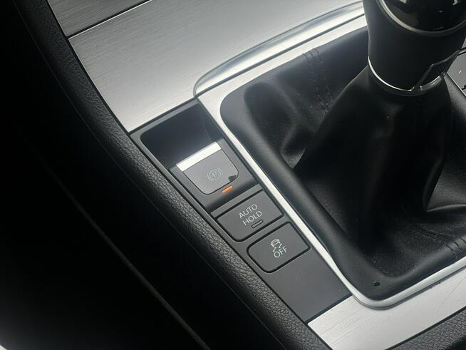 Volkswagen CC Podgrzewane fotele Bezwypadkowy Oryginalny Lakier Stan Bardzo Dobry