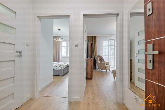 wyposażone z miejscem postojowym