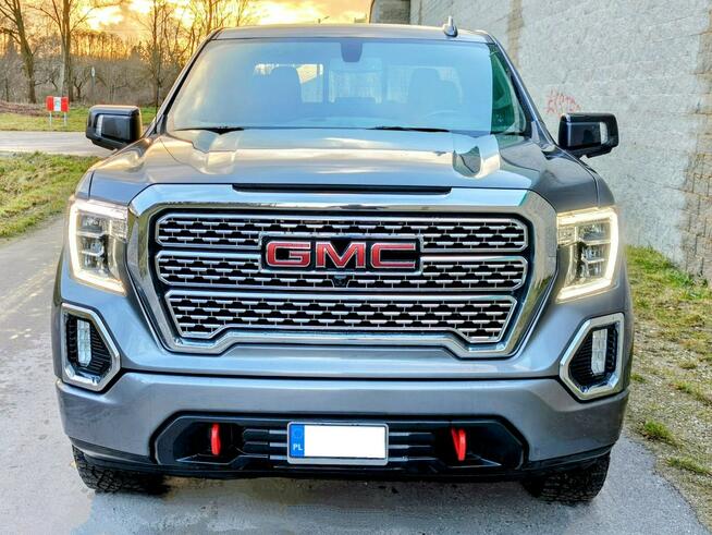 GMC Sierra
