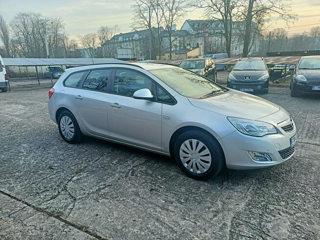 Opel Astra zadbany, serwisowany, zarejestrowany, ubezpieczony