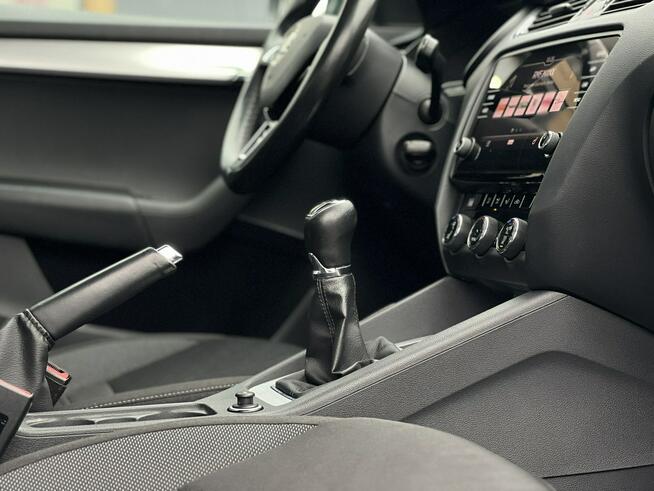 Škoda Octavia Salon Polska Bezwypadkowy Serwisowany II Właściciel Stan Bardzo Dobry