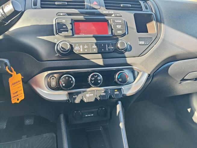 Kia Rio 1.25 Benzyna 85 KM Przebieg-98 186km Serwisowany