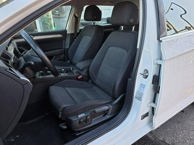 Volkswagen Passat 2.0 TDI 150 KM, Klimatyzacja, Alufelgi, Navi, Full LED, Bluetooth,