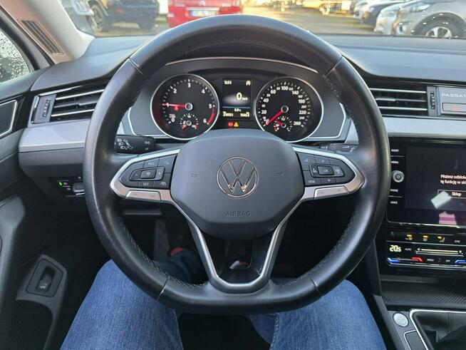 Volkswagen Passat 2.0 TDI 150 KM, Klimatyzacja, Alufelgi, Navi, Full LED, Bluetooth,