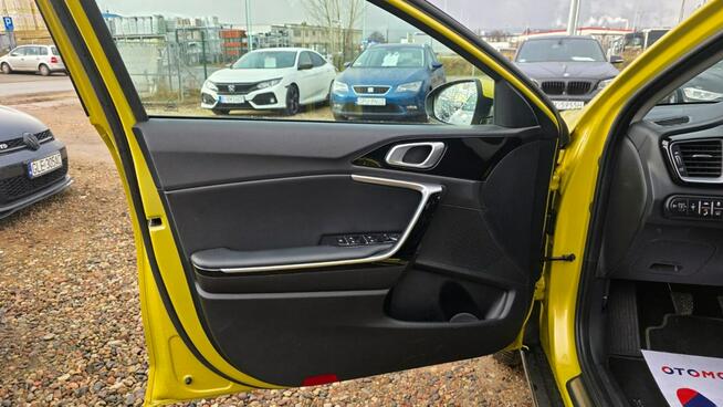 Kia XCeed zarejestrowana super stan zmiana raty