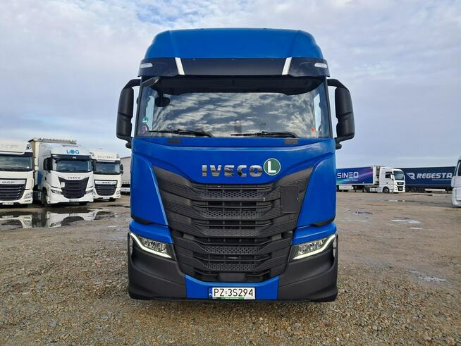 Iveco AS440ST/P