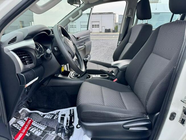 Toyota Hilux / SALON PL / 128 tys.km / 2,4-150KM / 4 x 4 / KLIMA / GWARANCJA