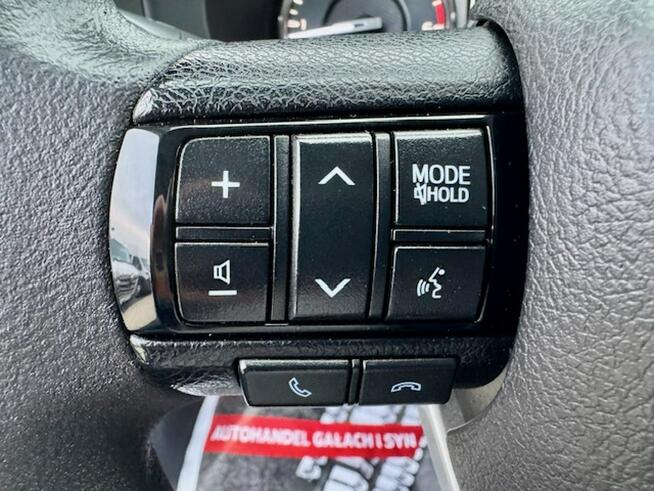 Toyota Hilux / SALON PL / 128 tys.km / 2,4-150KM / 4 x 4 / KLIMA / GWARANCJA