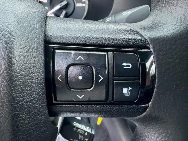 Toyota Hilux / SALON PL / 128 tys.km / 2,4-150KM / 4 x 4 / KLIMA / GWARANCJA