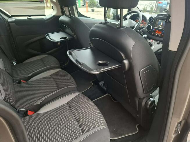 Peugeot Partner Tepee 1.2 Outdoor - Benzyna - Ręczna - 110 hp -