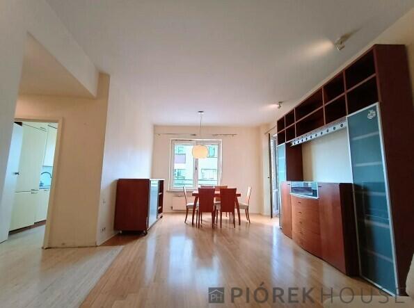 2 pokojowe mieszkanie Al. Jana Pawła II