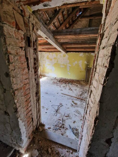 Mieszkanie do generalnego remontu - Szymanów