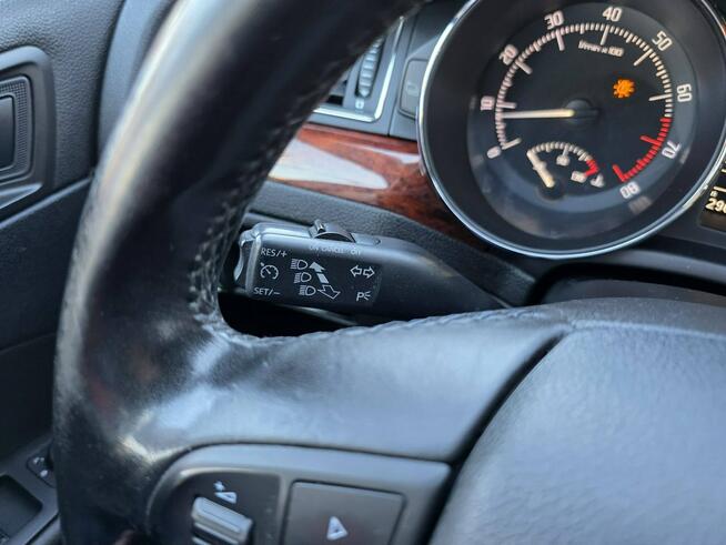 Škoda Superb 1.8 TSI 160 KM, Automat DSG, Skóra z Alkantarą, Nawigacja, Klima, ALU