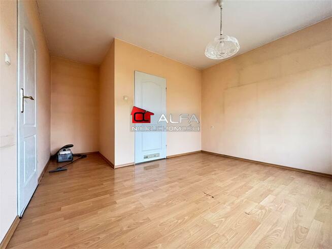 Dom Świdnica, Wschodnia