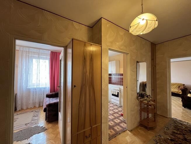 Gocław 2 pokoje 54 m 2, gotowe do zamieszkania.