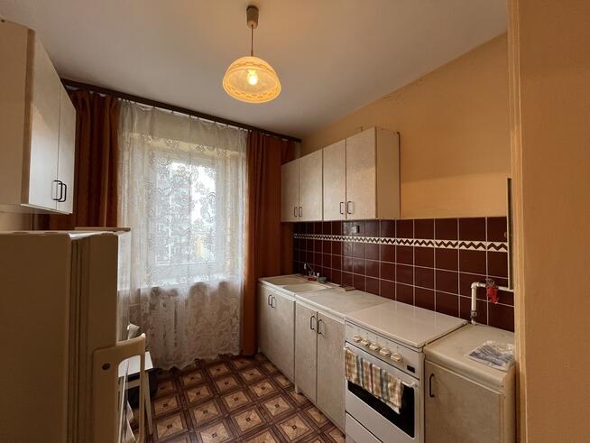 Gocław 2 pokoje 54 m 2, gotowe do zamieszkania.