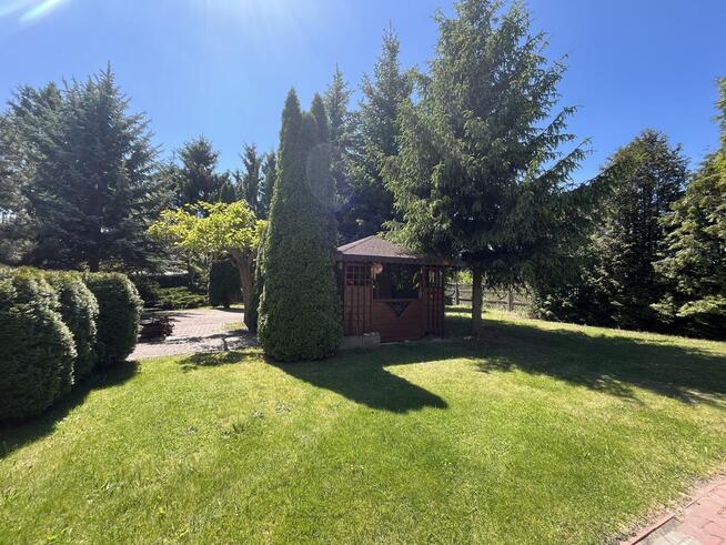 Dom 286 mkw z częścią handlową 230 mkw w Dęblinie.