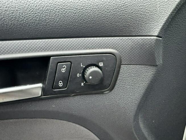 Volkswagen Caddy MAXI, 4Motion, Klimatyzacja, 2 kpl. kół, 7 osobowy, PDC