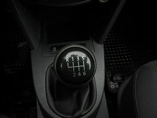 Volkswagen Caddy MAXI, 4Motion, Klimatyzacja, 2 kpl. kół, 7 osobowy, PDC