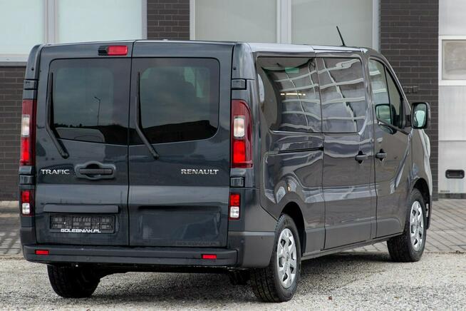 Renault Trafic 9-Osobowy Salon Polska Stan BDB