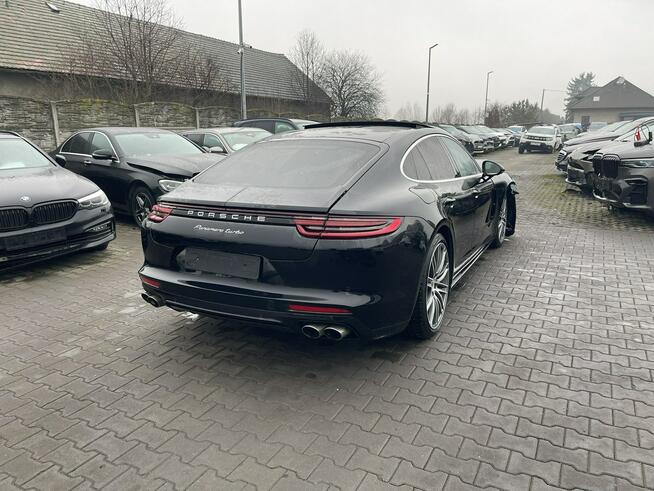 Porsche Panamera Turbo Burmester Karbon 549KM