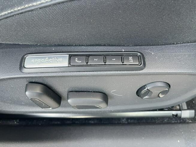 Volkswagen ID.7 PRO Elektryk Automat Panorama Podgrzewanie