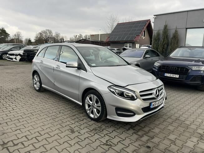Mercedes B 200 Automat Kamera Skóra Podgrzewanie LED 156KM