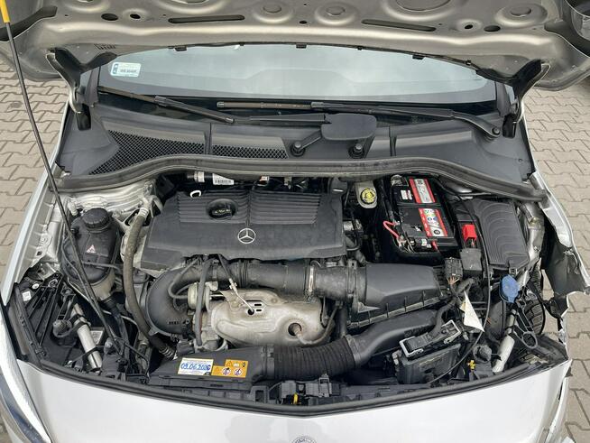 Mercedes B 200 Automat Kamera Skóra Podgrzewanie LED 156KM