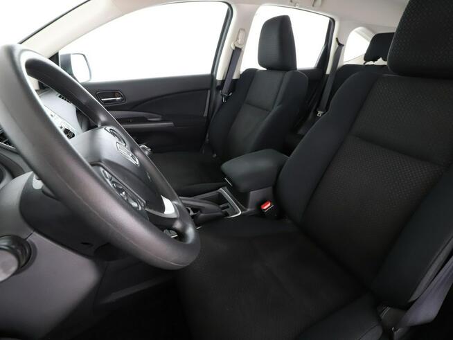 Honda CR-V niski przebieg navi grzane fotele tempomat klima-auto.