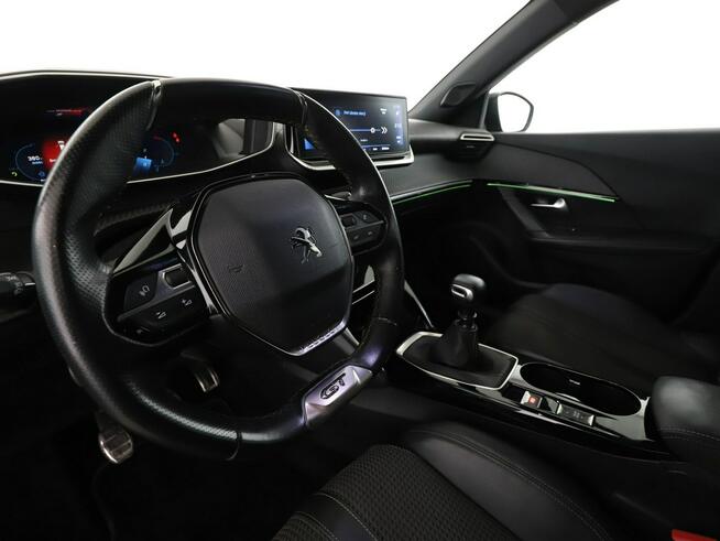 Peugeot 2008 full LED virtual cocopit półskóra navi panorama kamera i czujniki park