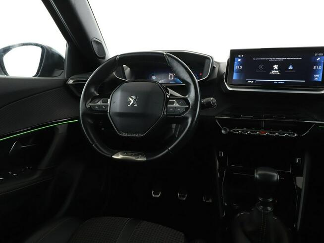 Peugeot 2008 full LED virtual cocopit półskóra navi panorama kamera i czujniki park