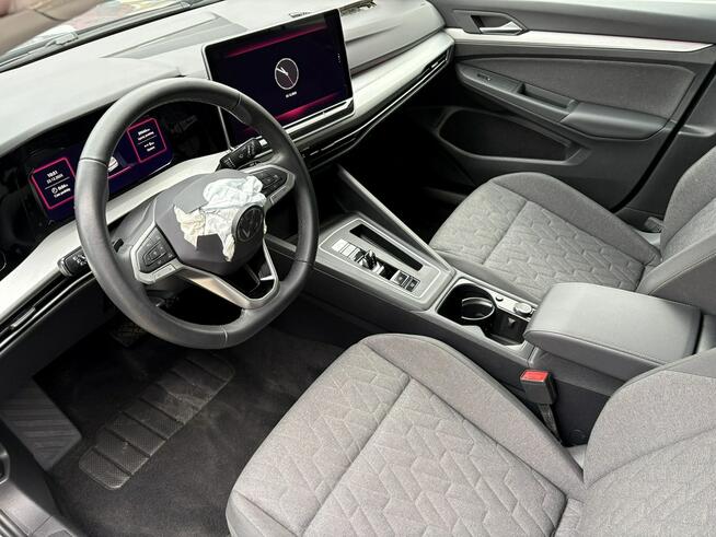 Volkswagen Golf 8 1.5 eTSI