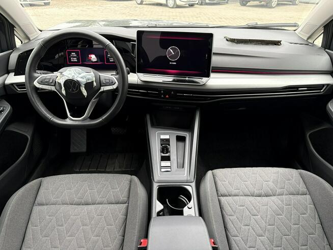 Volkswagen Golf 8 1.5 eTSI