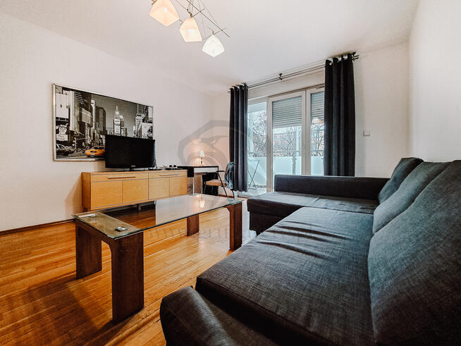 "Balkon nad zielenią" – historia dwóch pokoi