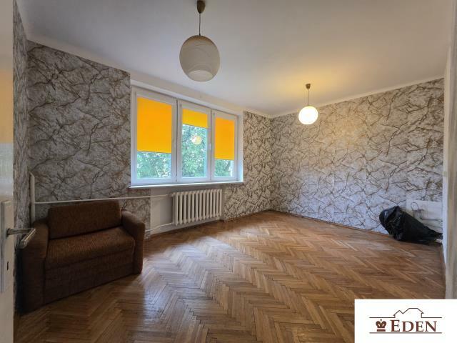 Dom Łuków, Warszawska