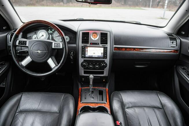 Chrysler 300C Luxury ! 2.7i V6 193KM ! Super Stan ! po Opłatach !