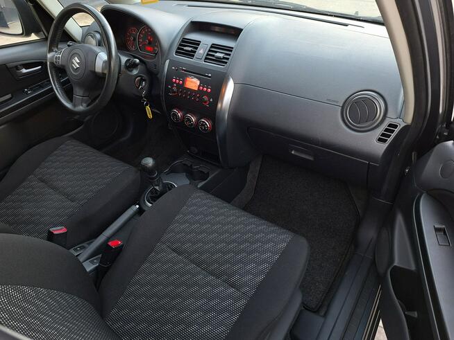 Suzuki SX4 * 1.6benzyna* BARDZO ŁADNE* ALUFELGi* KLiMATRONiK* podgrzewane fotele