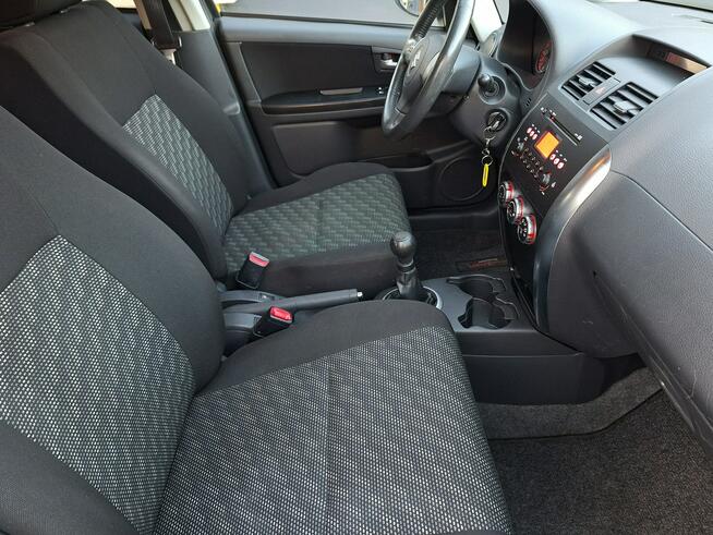Suzuki SX4 * 1.6benzyna* BARDZO ŁADNE* ALUFELGi* KLiMATRONiK* podgrzewane fotele
