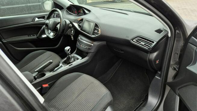 Peugeot 308 1.2 110KM Kamera Nawigacja Perła Alufelgi 17 Tempomat